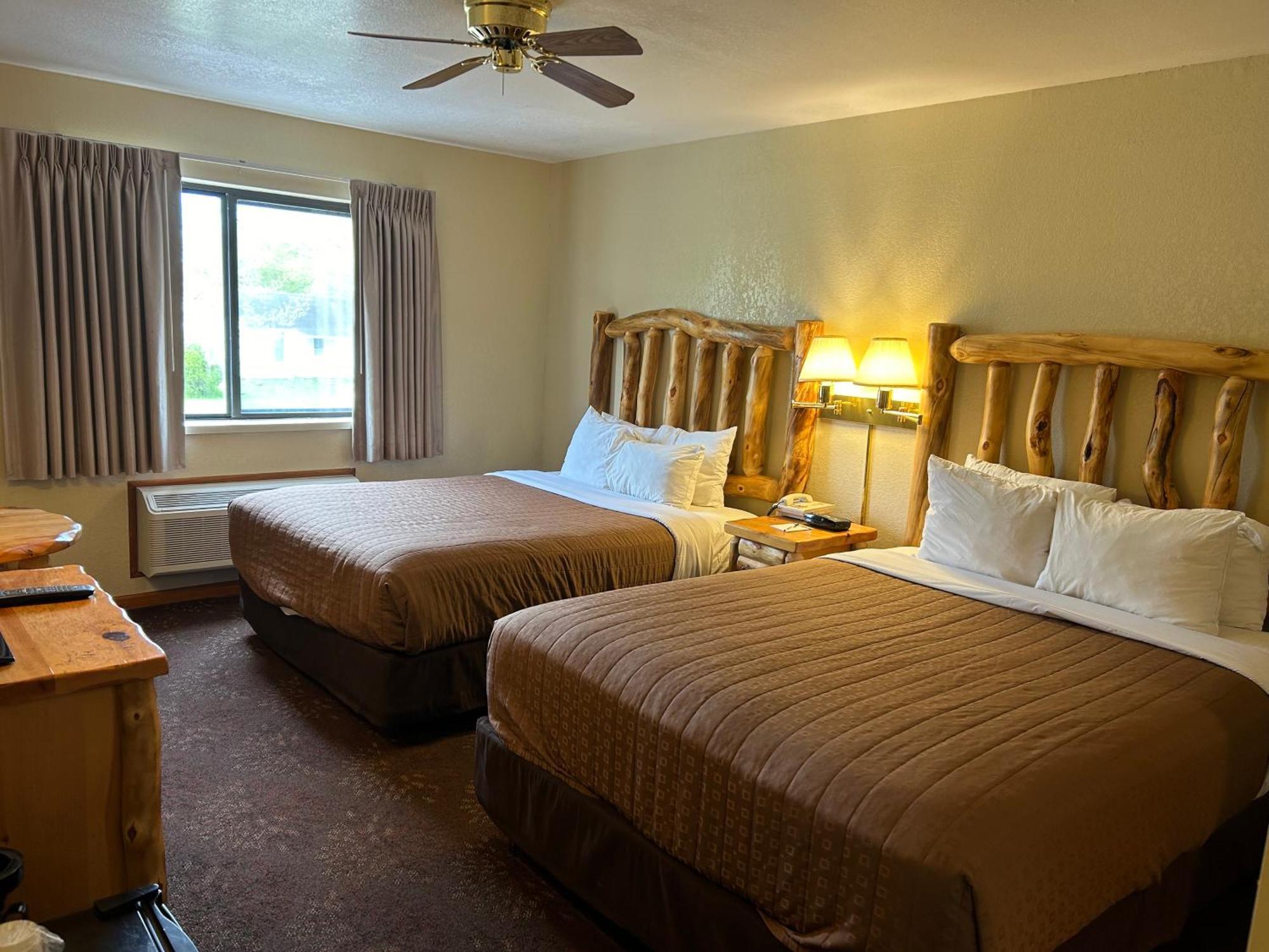 Super 8 By Wyndham Bridgeview Of מקינאו סיטי מראה חיצוני תמונה